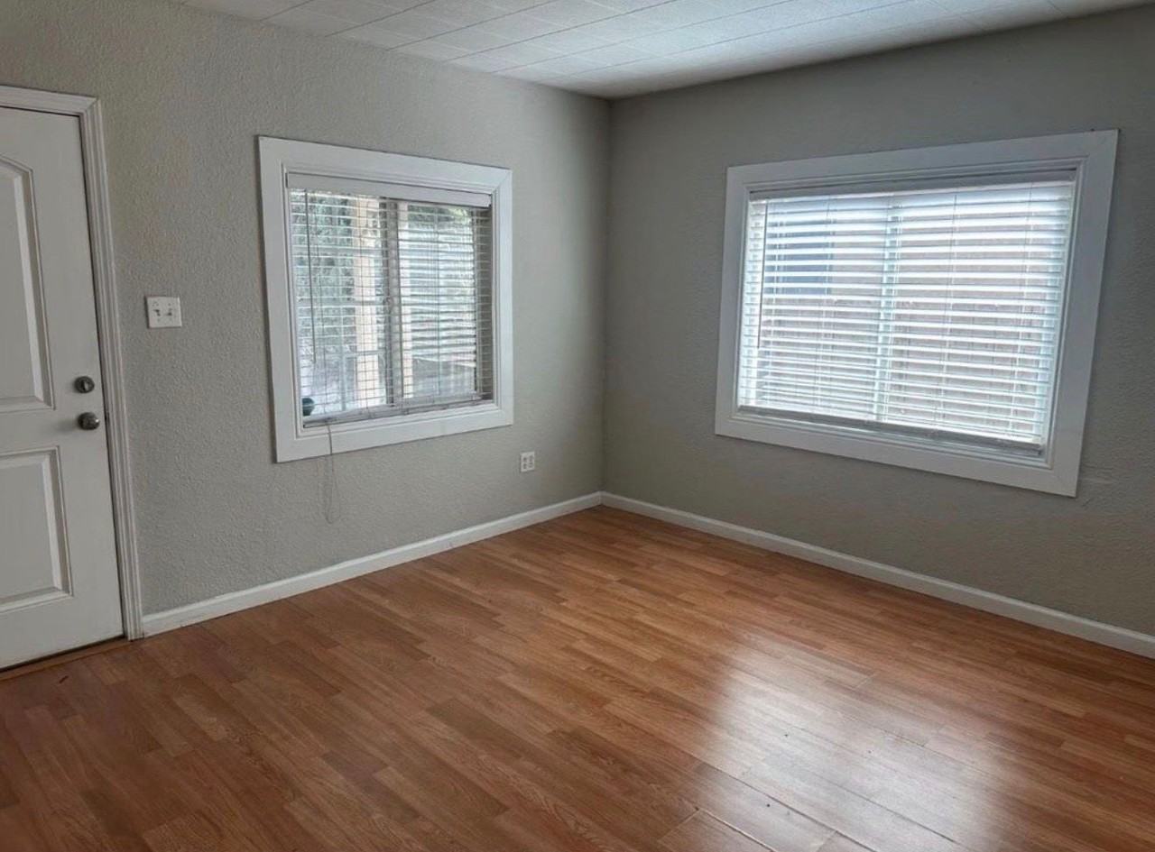 1237 N St - Photo 5 of 12