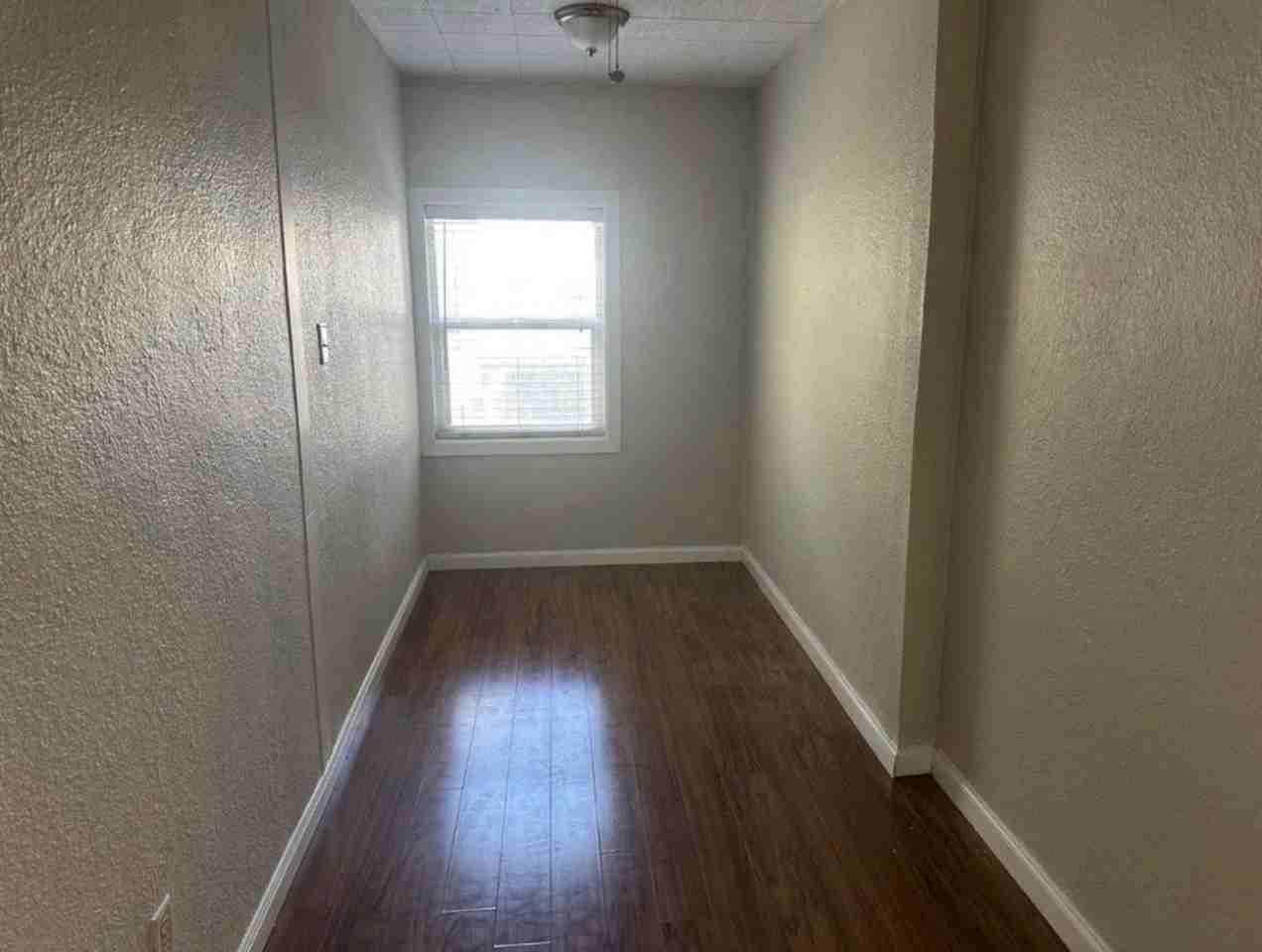 1237 N St - Photo 6 of 12
