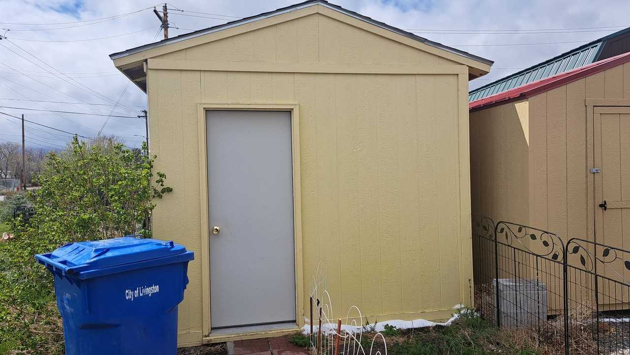 1221 E Gallatin St - Photo 3 of 20