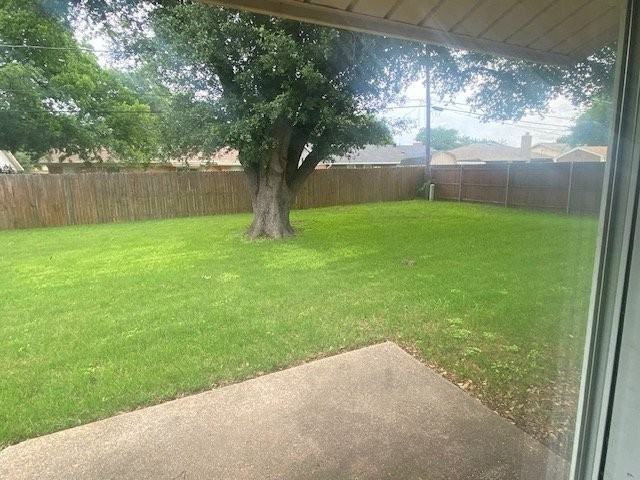 6017 Hillcrest Dr - Photo 2 of 7