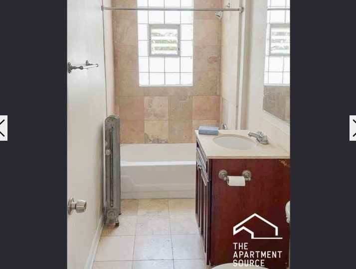 3920 N Pine Grove Ave #2 - Photo 4 of 5