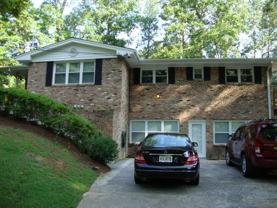 2156 Arlington Ave Ne - Photo 1 of 1