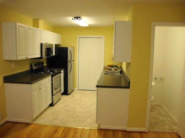 2156 Arlington Ave Ne - Photo 3 of 8