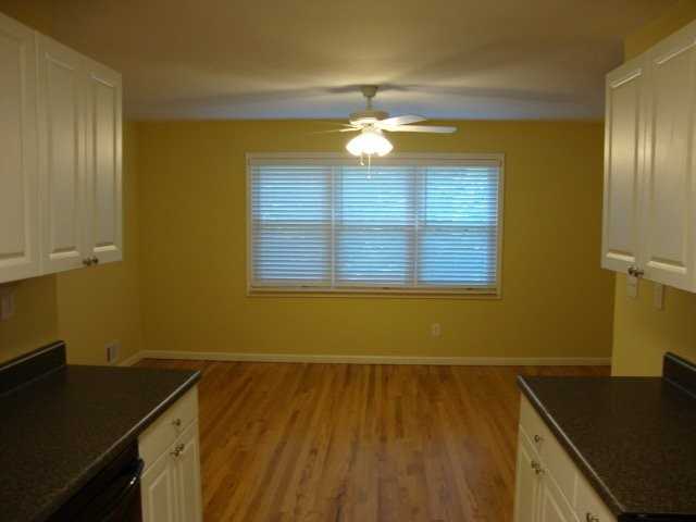 2156 Arlington Ave Ne - Photo 5 of 8