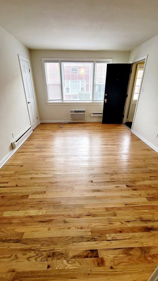 1602 Magnolia St #3 - Photo 3 of 10
