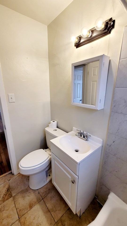 1602 Magnolia St #3 - Photo 4 of 10