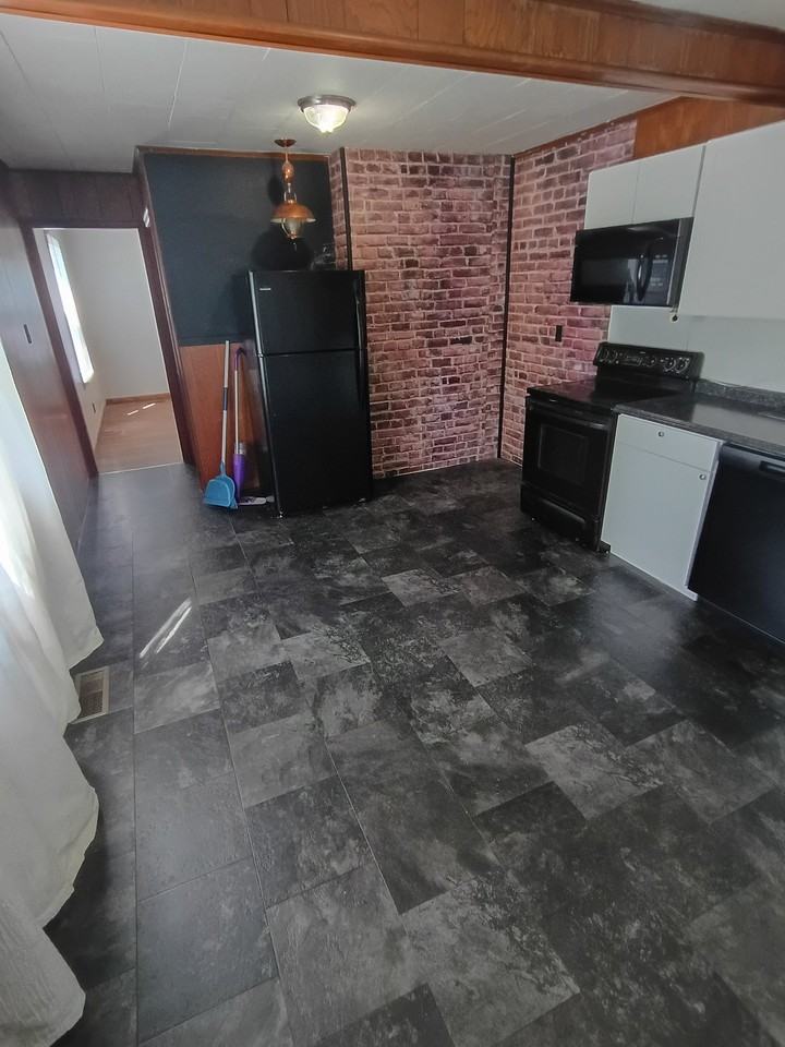 1402 N Main Ave - Photo 3 of 20