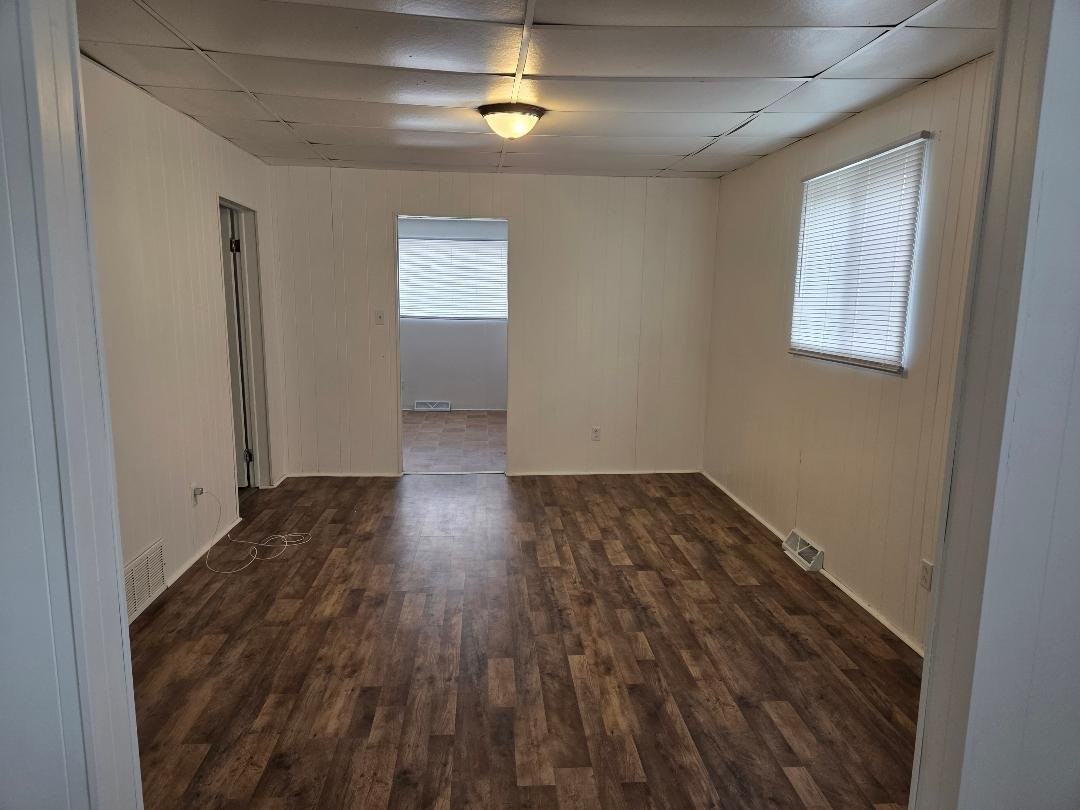 814 S Porter St - Photo 3 of 14