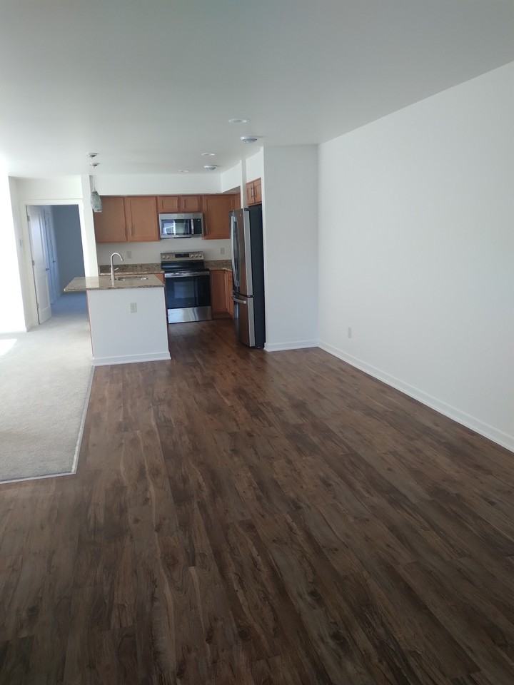 2772 Hidden Dr - Photo 4 of 28