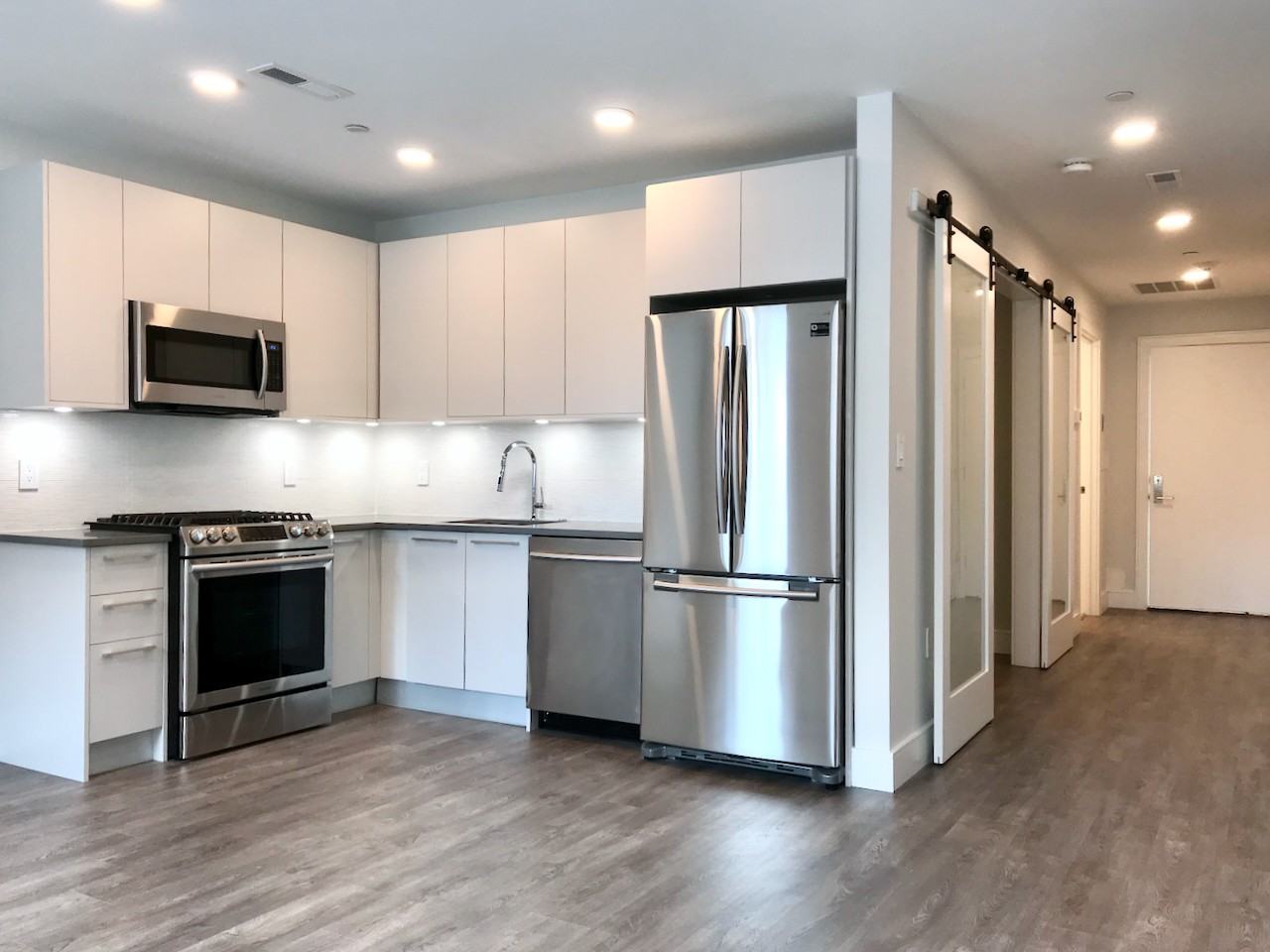 8 Main St #2
