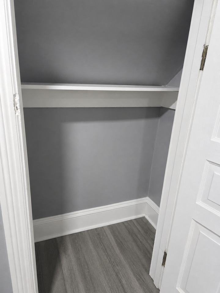 4933 N Camac St #3 - Photo 7 of 11