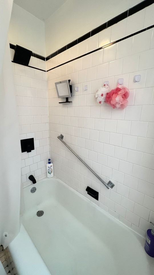 7 Hillside Ave #2ndFL - Photo 5 of 18