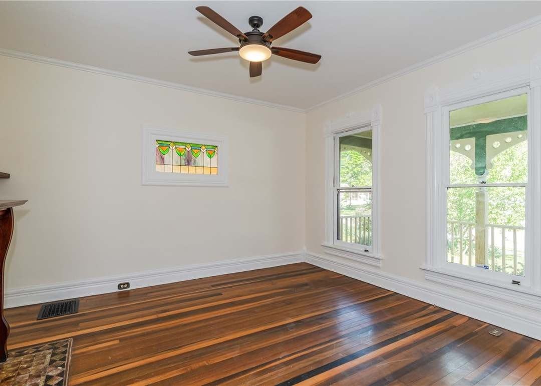 320 Park Dr #NA - Photo 5 of 42