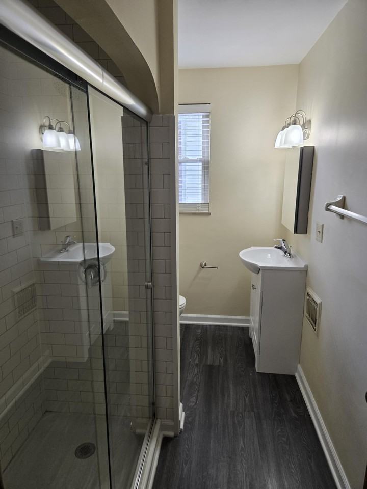1502 W 6th Ave #A - Photo 5 of 10