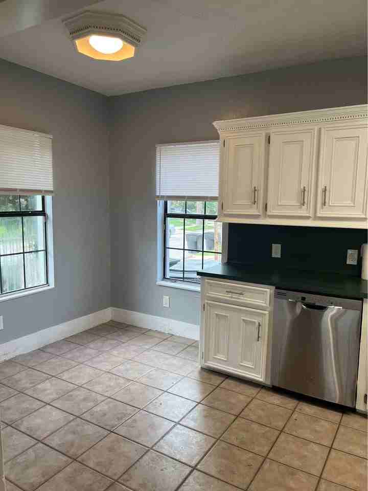 5121 Polk St #1 - Photo 7 of 18