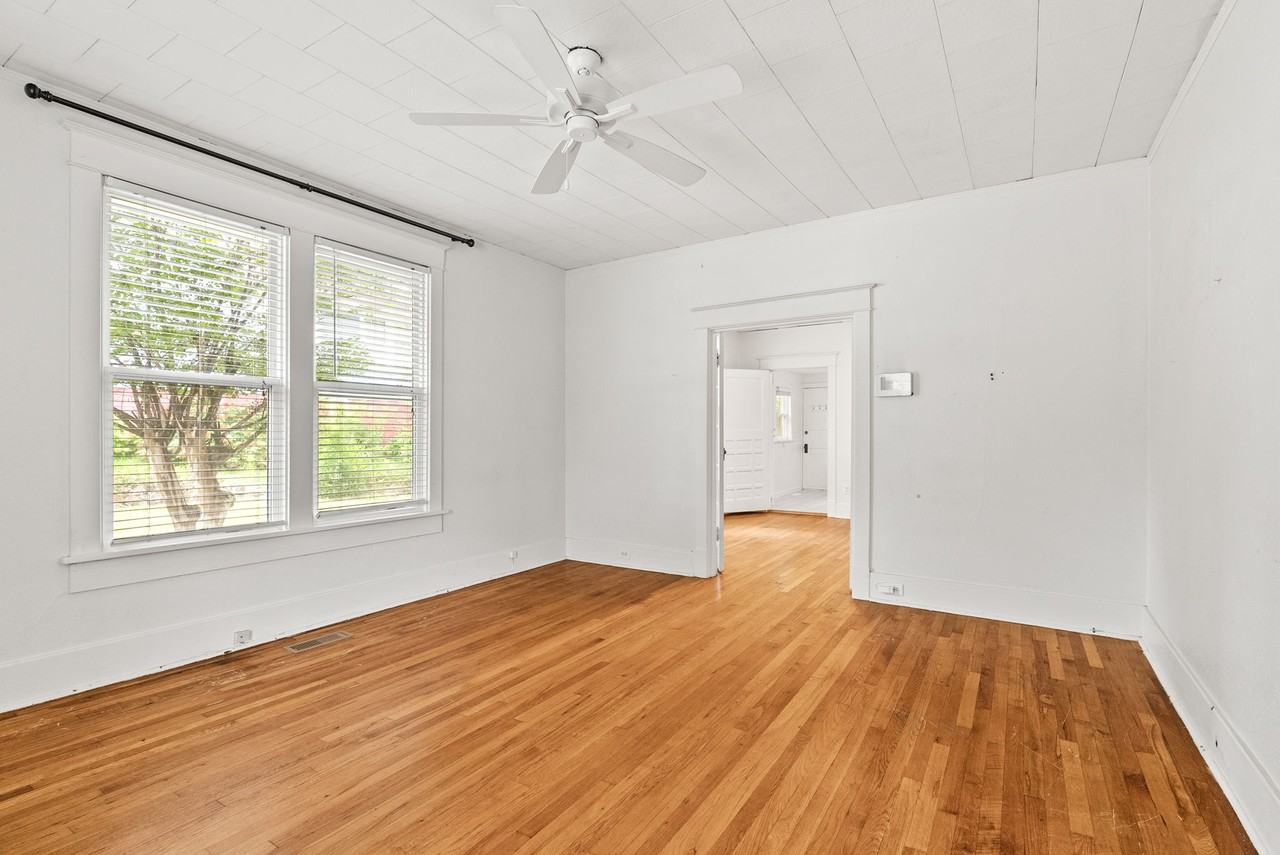 4905 Lee Ave #NA - Photo 5 of 40