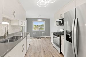 featured image of 104 Burr Oak Ln #D2