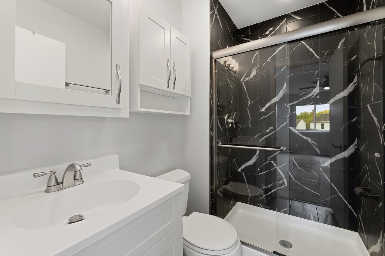 104 Burr Oak Ln #D2 - Photo 4 of 9