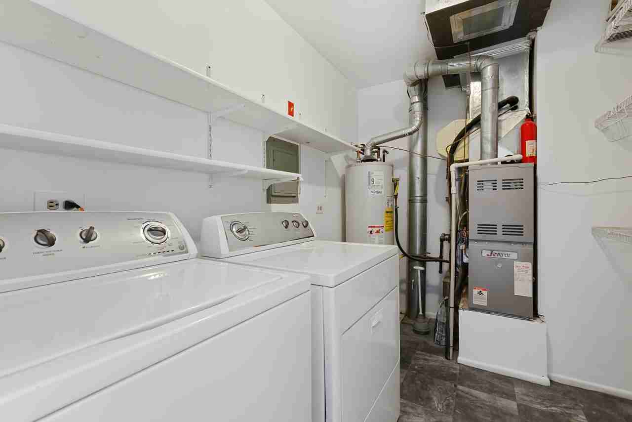 104 Burr Oak Ln #D2 - Photo 6 of 9