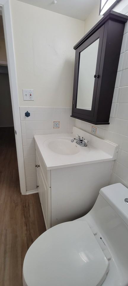 613 44th Ave N #NA - Photo 2 of 14