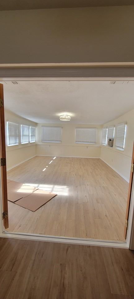 613 44th Ave N #NA - Photo 6 of 14
