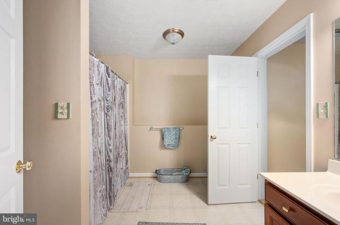 1223 Winfield Ct #NA - Photo 7 of 10