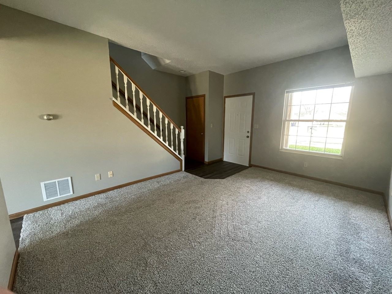 1033 Jill Ct #1033 - Photo 7 of 25