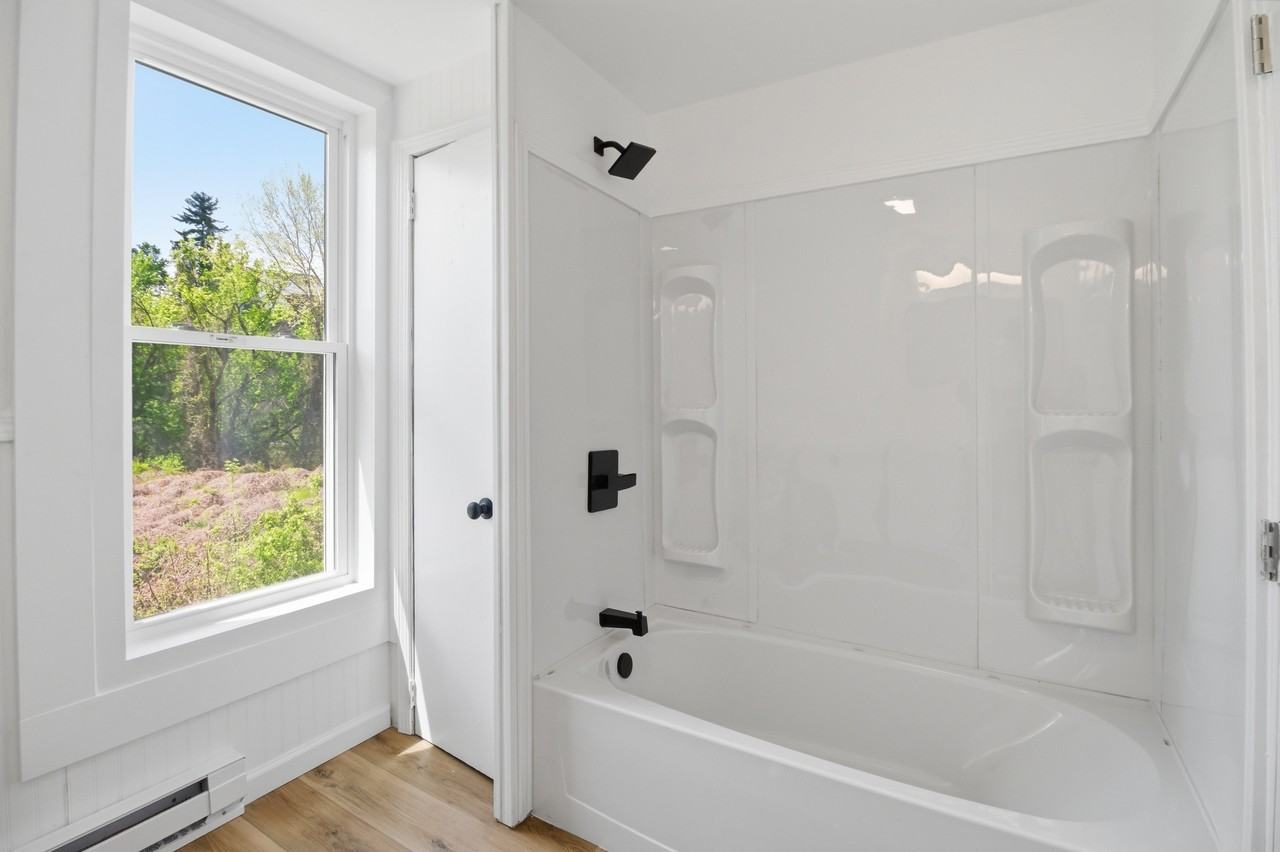 178 N 1st St #NA - Photo 4 of 18