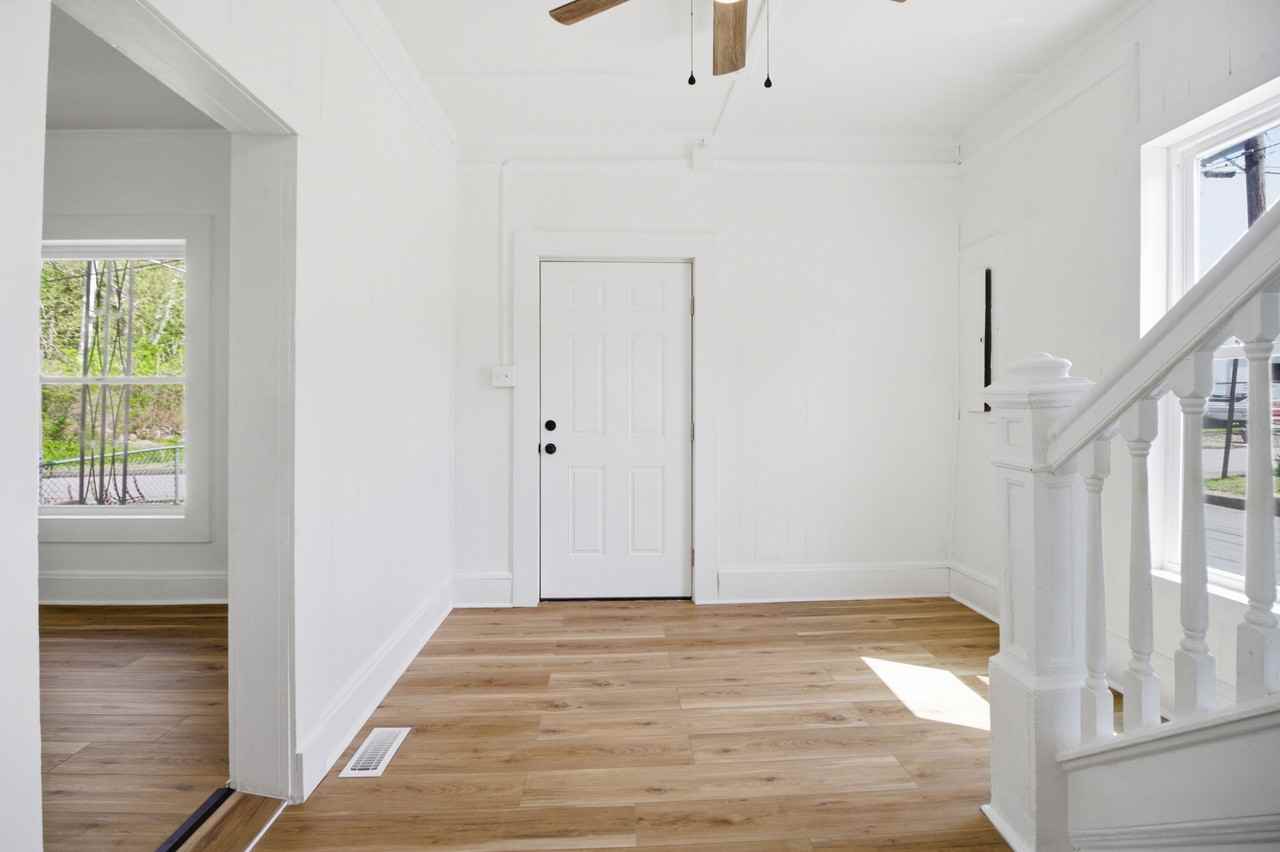 178 N 1st St #NA - Photo 7 of 18