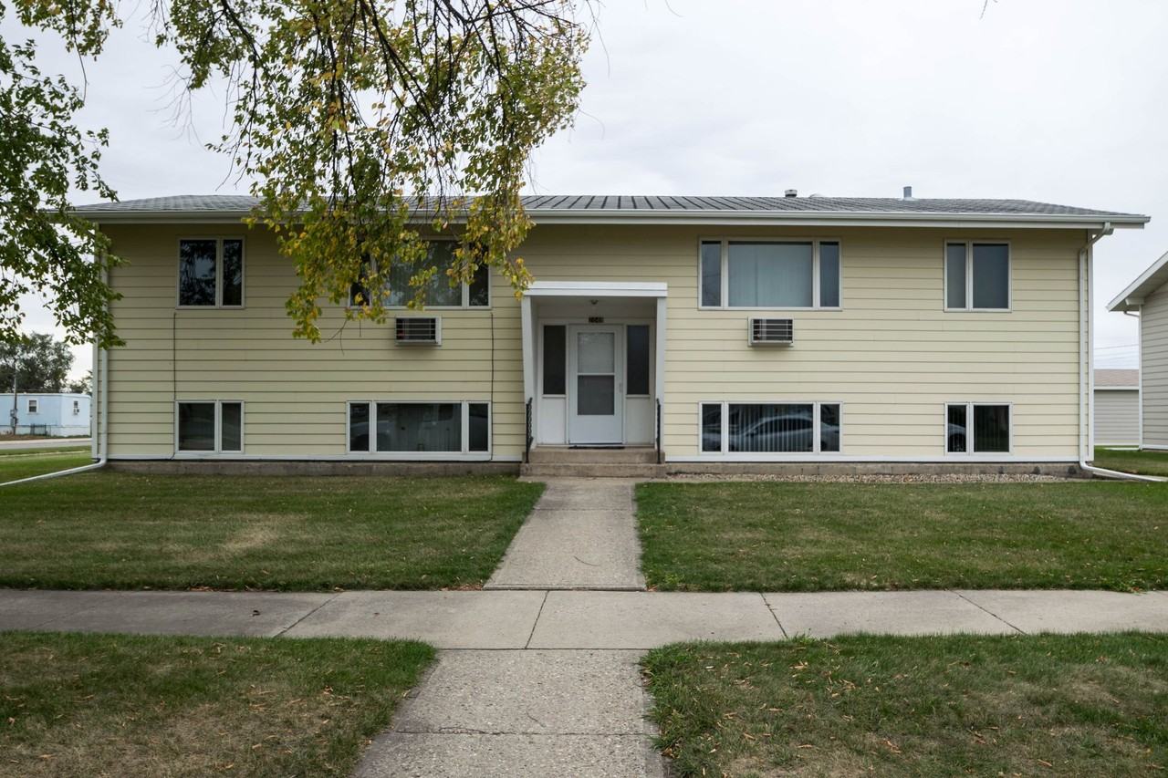 2028-2048 5th Street NW - Photo 3 of 3