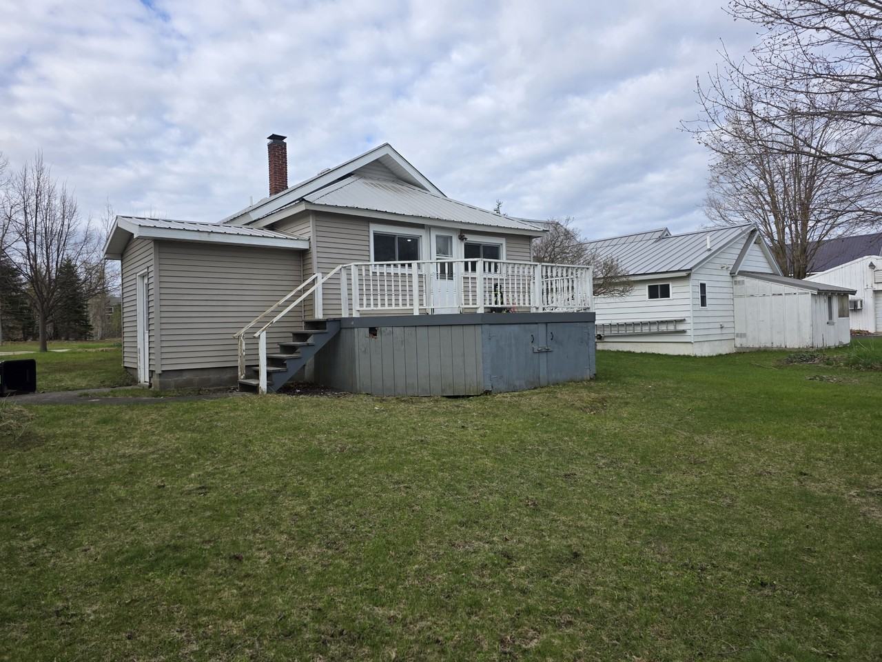 304 Ione St #NA - Photo 5 of 15