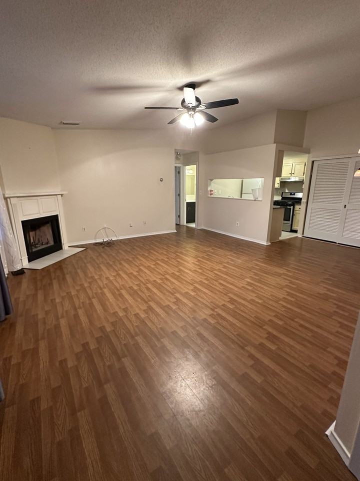 39 Little Oak Ln #39 - Photo 3 of 15