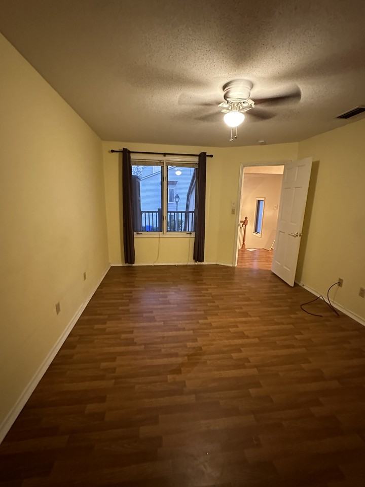 39 Little Oak Ln #39 - Photo 5 of 15
