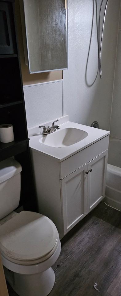 3045 Daleford Ave Ne #NA - Photo 7 of 17