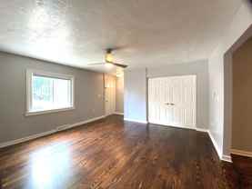 164 S 18th St #1 - Photo 1 of 1