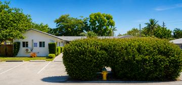 featured image of 1273 Ne 39th St