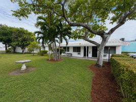 featured image of 608 Moffett St