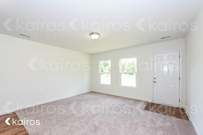 1021 Aunt Prissey Court - Photo 3 of 11