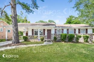 313 Shoreditch Dr - Photo 1 of 1