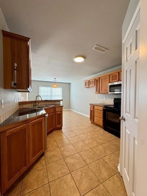 6014 S 36th St - Photo 7 of 22