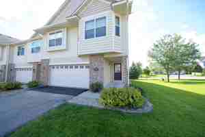 featured image of 9726 Saint Andrews Dr #1
