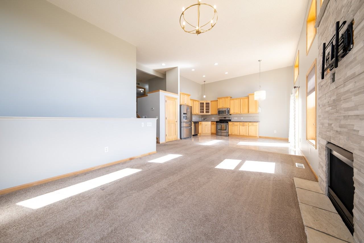 9726 Saint Andrews Dr #1 - Photo 3 of 28