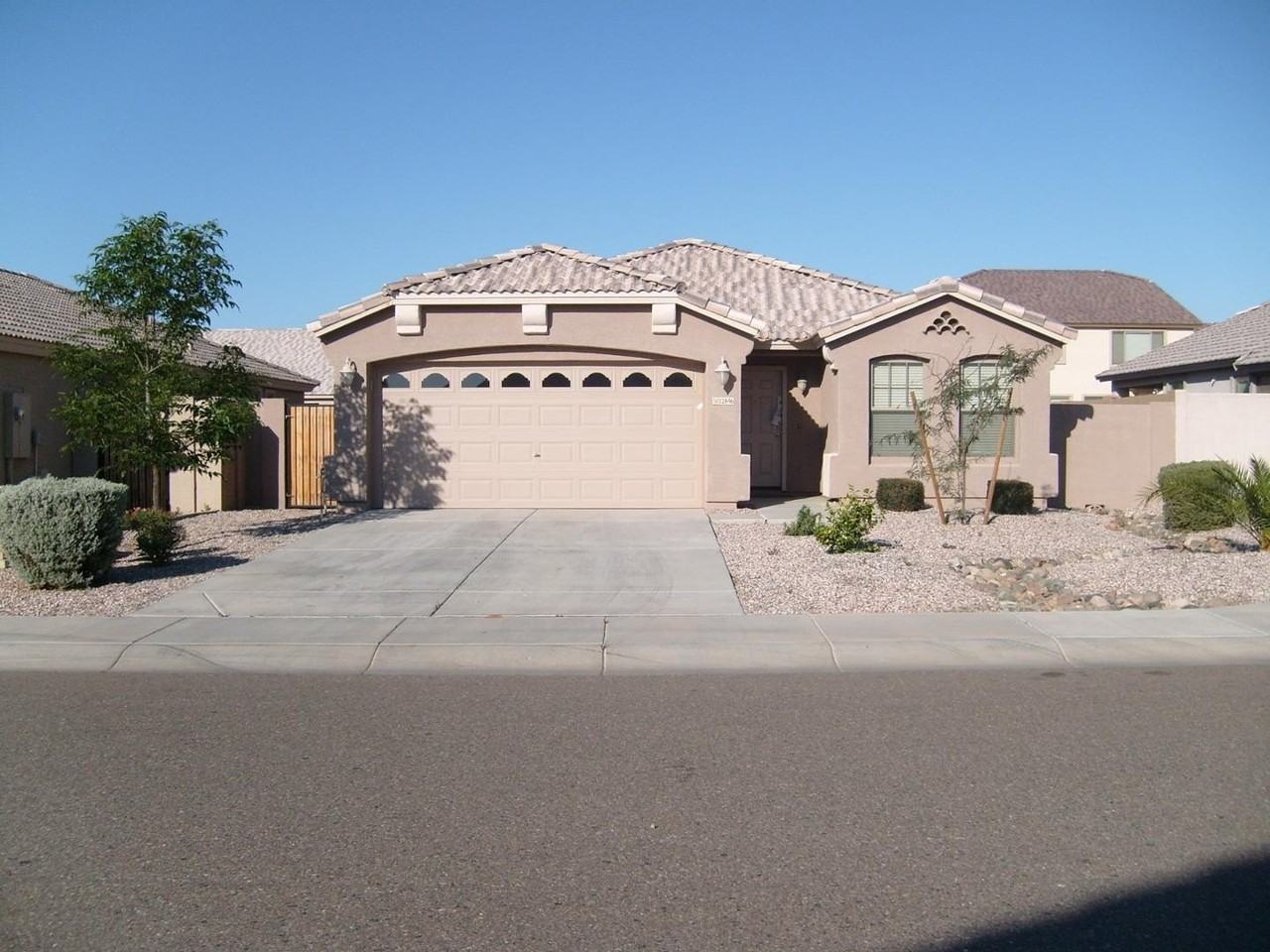 12846 N 148th Ln - Photo 2 of 13