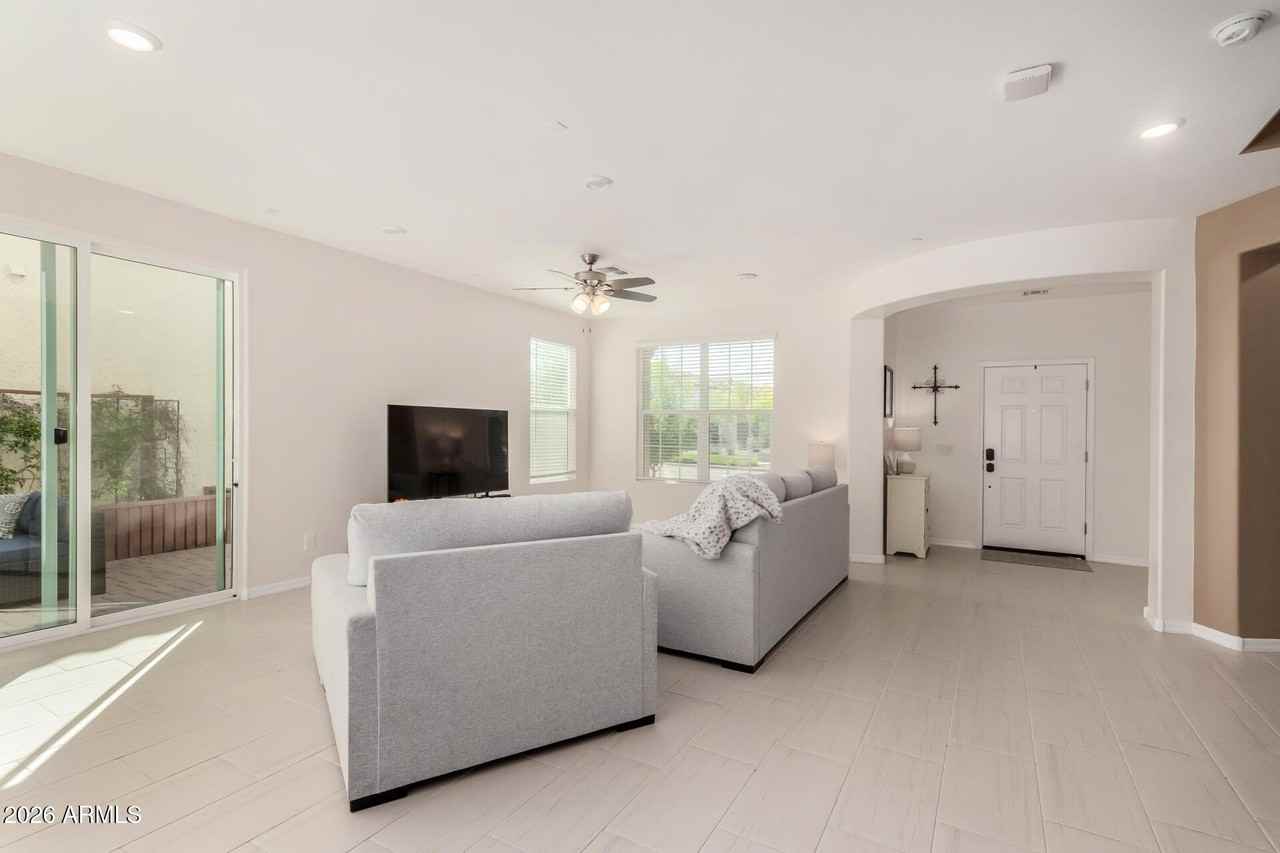 29380 N 122nd Gln - Photo 5 of 37