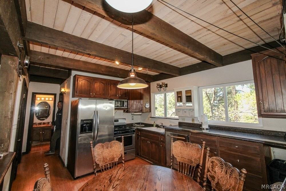 1208 Aspen Dr - Photo 7 of 49