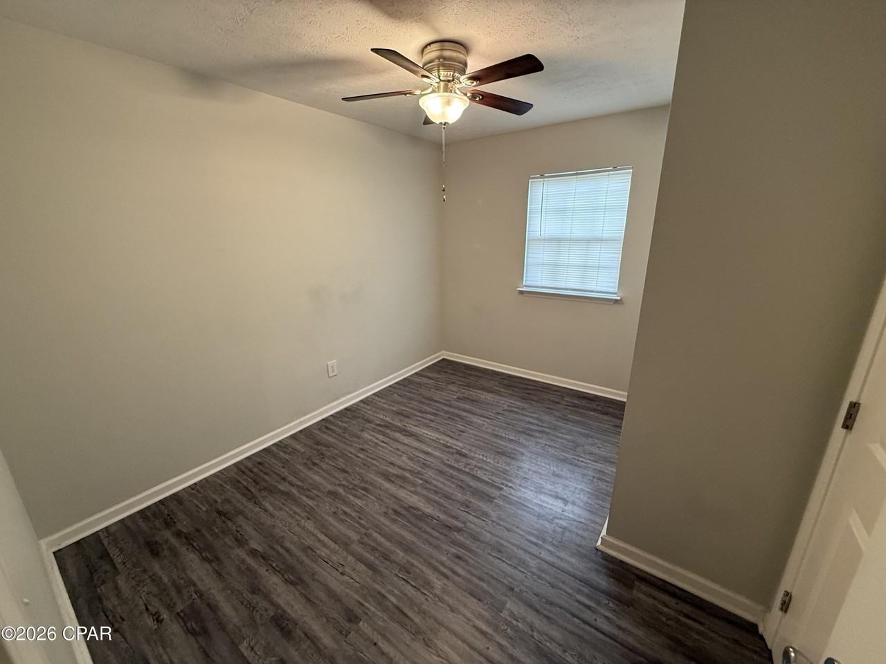 1501 Louisiana Ave - Photo 5 of 18