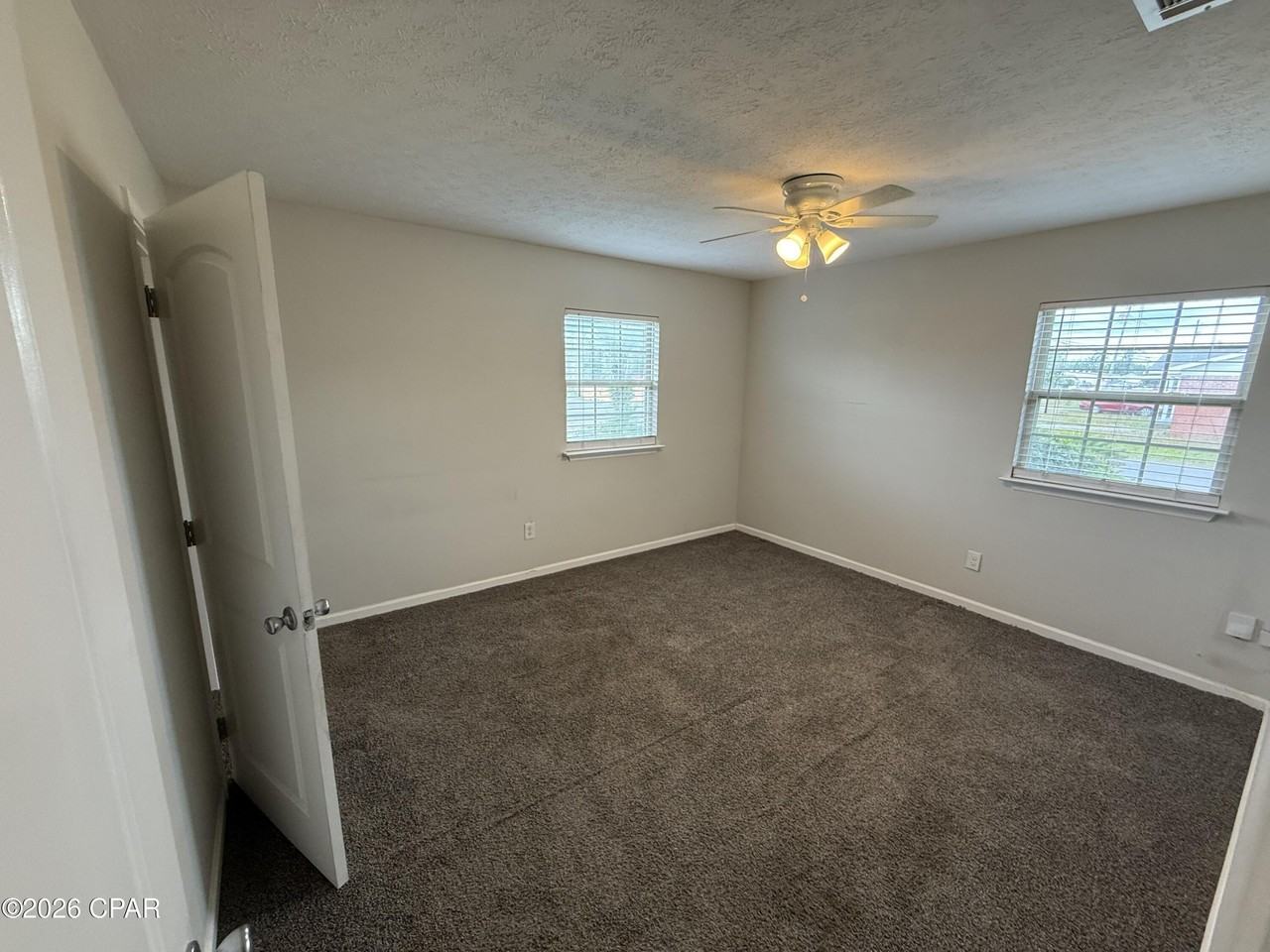 1501 Louisiana Ave - Photo 7 of 18