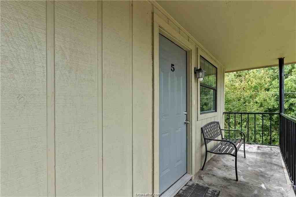 607 Wades Way #3 - Photo 2 of 8