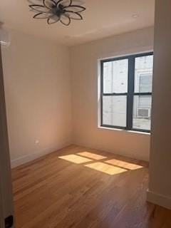 711 E 52nd St #2 - Photo 6 of 7