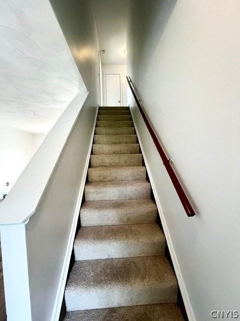 214 Wildwood Rdg - Photo 5 of 11